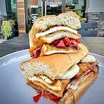 Mama Lil's Chicken Sandwich