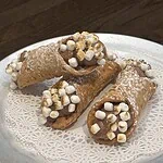 Hot Cocoa Cannolis