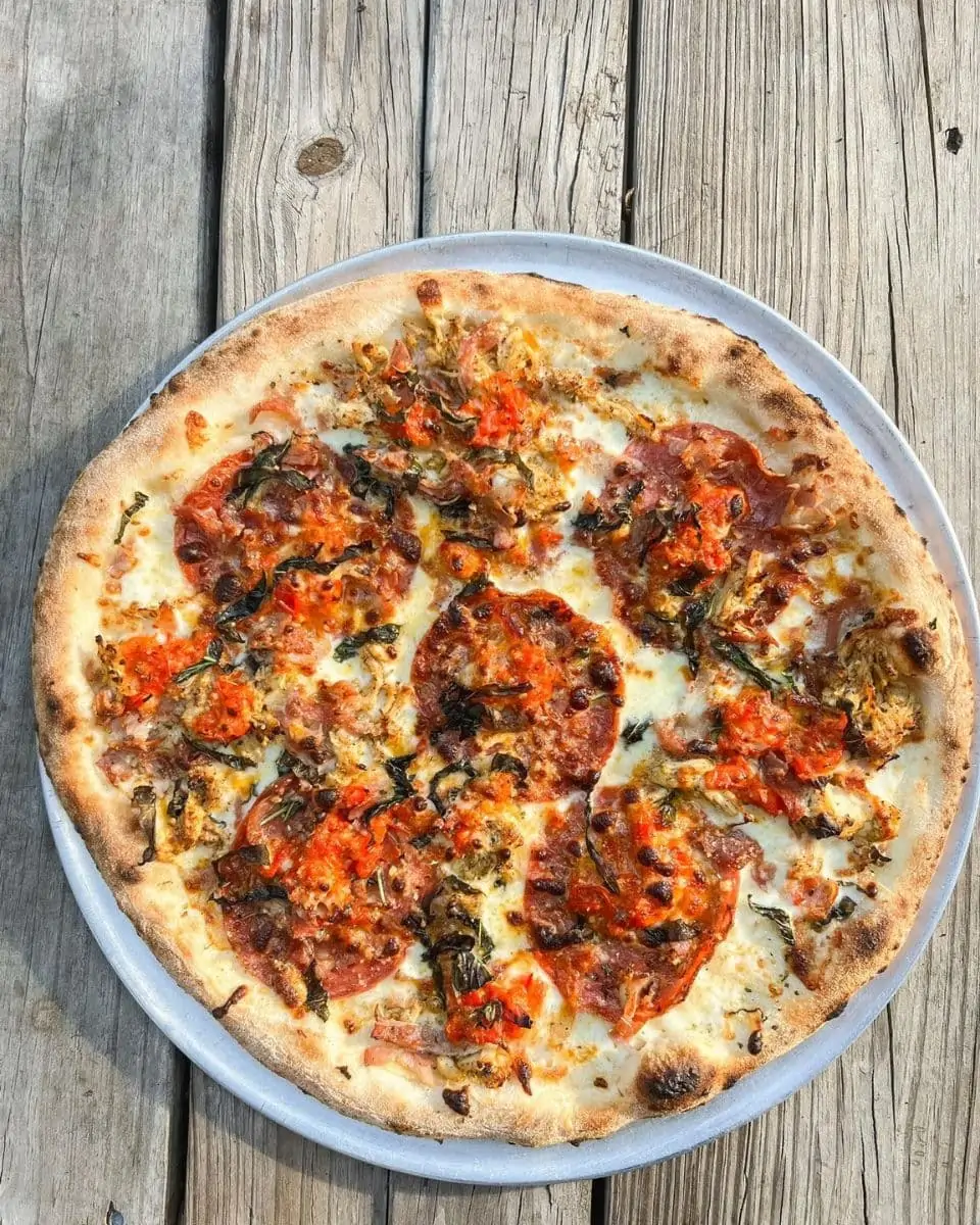 V Pizza & Tap Room